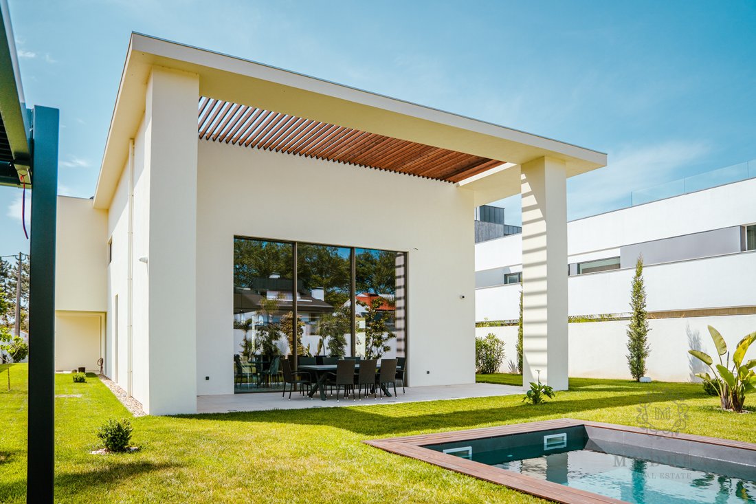 Villa in Gulpilhares e Valadares, Porto District, Portugal 2 - 12989590