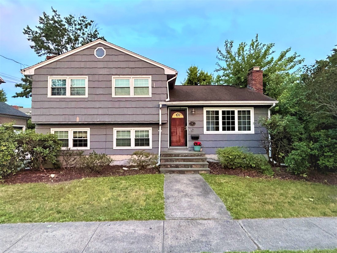 31 Geneva Terrace In Fairfield, Connecticut, United States For Sale