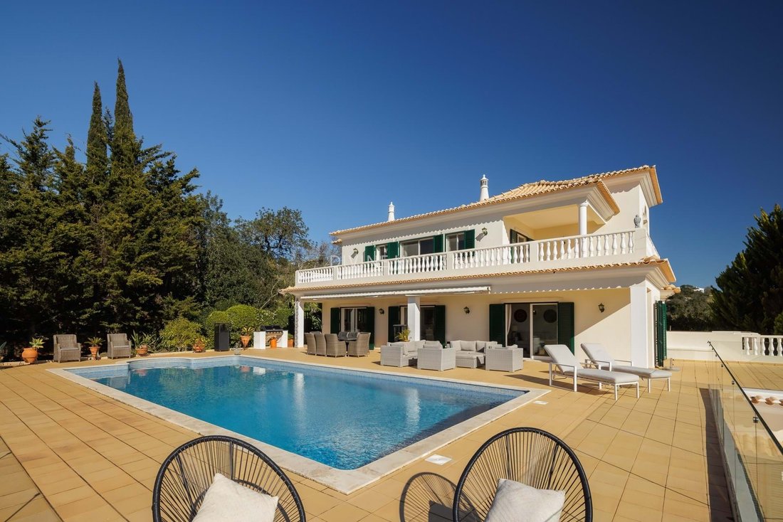 5 Bedroom Villa Close To Paderne In Paderne, Algarve, Portugal For Sale