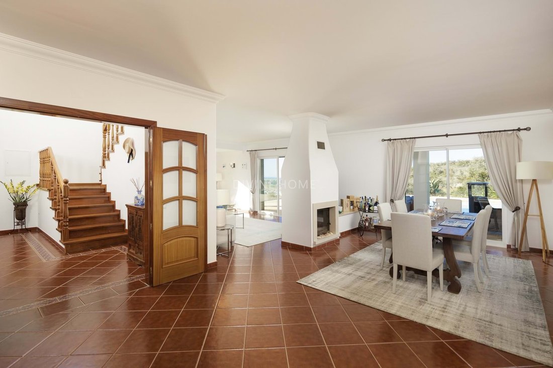 5 Bedroom Villa Close To Paderne In Paderne, Algarve, Portugal For Sale