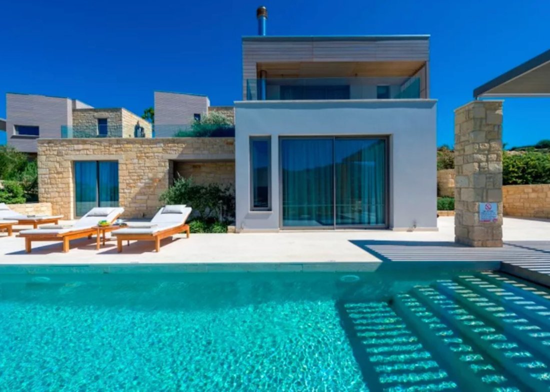 Villa in Crete, Greece 2 - 12990245