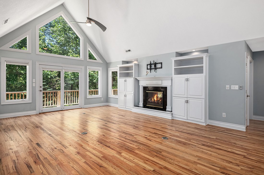 Asheville In Swannanoa, North Carolina, United States For Sale (12989682)