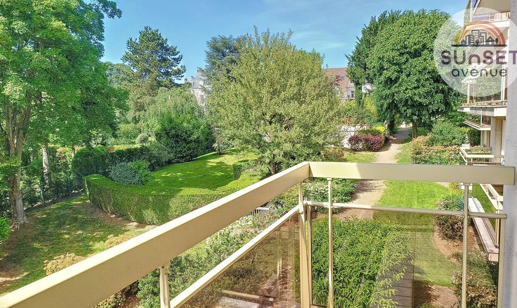 Enghien Les Bains Apartment In Enghien Les Bains, île De France, France For Sale (12991455)