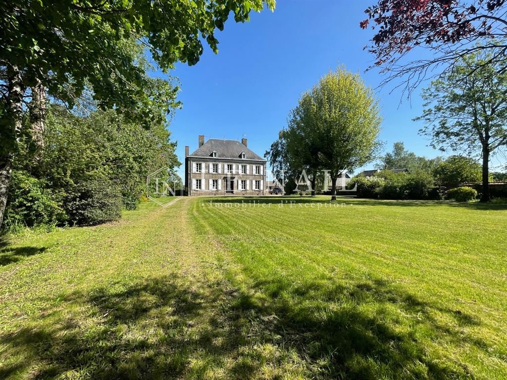 Beautiful 19th Century Small In La Châtaigneraie, Pays De La Loire ...