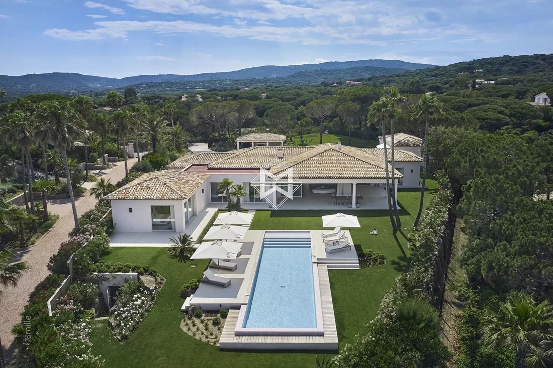 Villa in Ramatuelle, Provence-Alpes-Côte d'Azur, France 2 - 12744168
