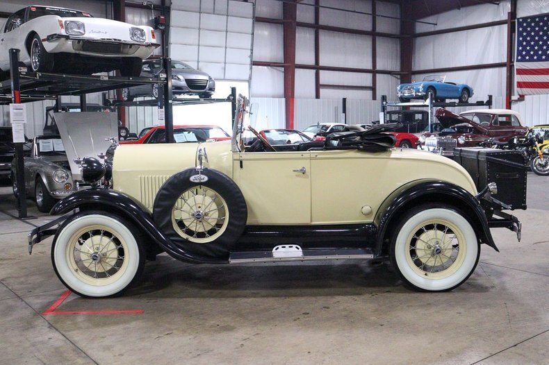 Cabriolet in Grand Rapids, Michigan, United States 2 - 12997663