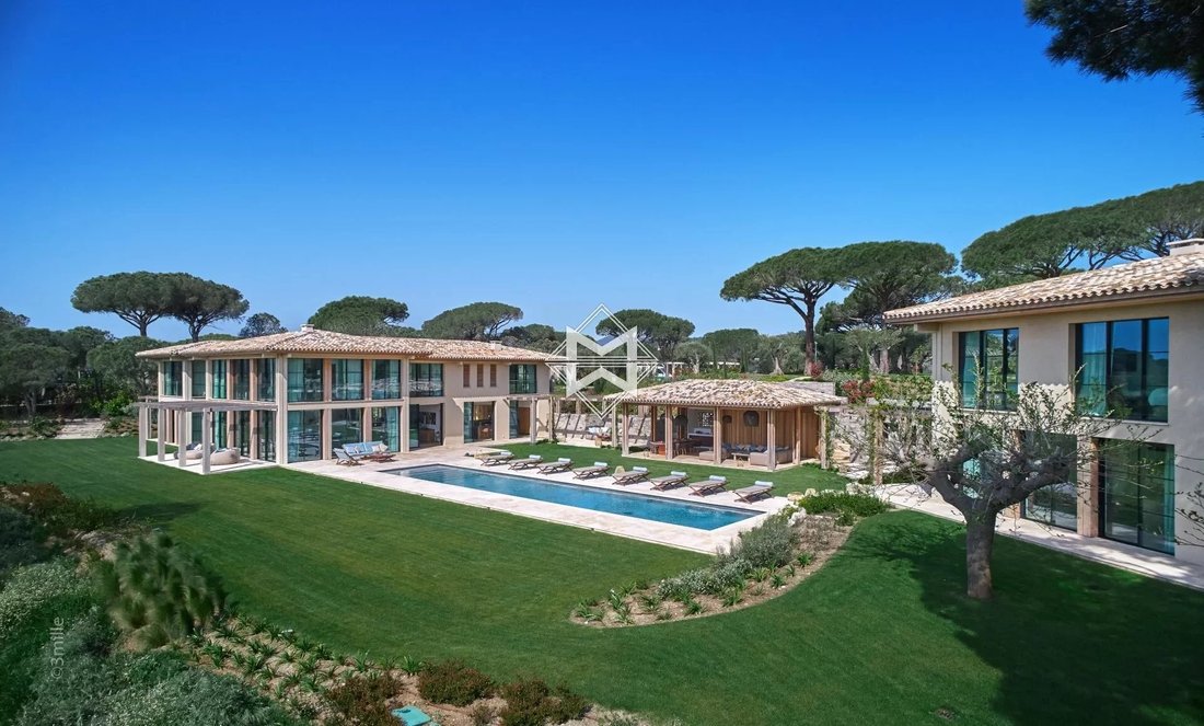 House in La Croix-Valmer, Provence-Alpes-Côte d'Azur, France 4 - 10673135
