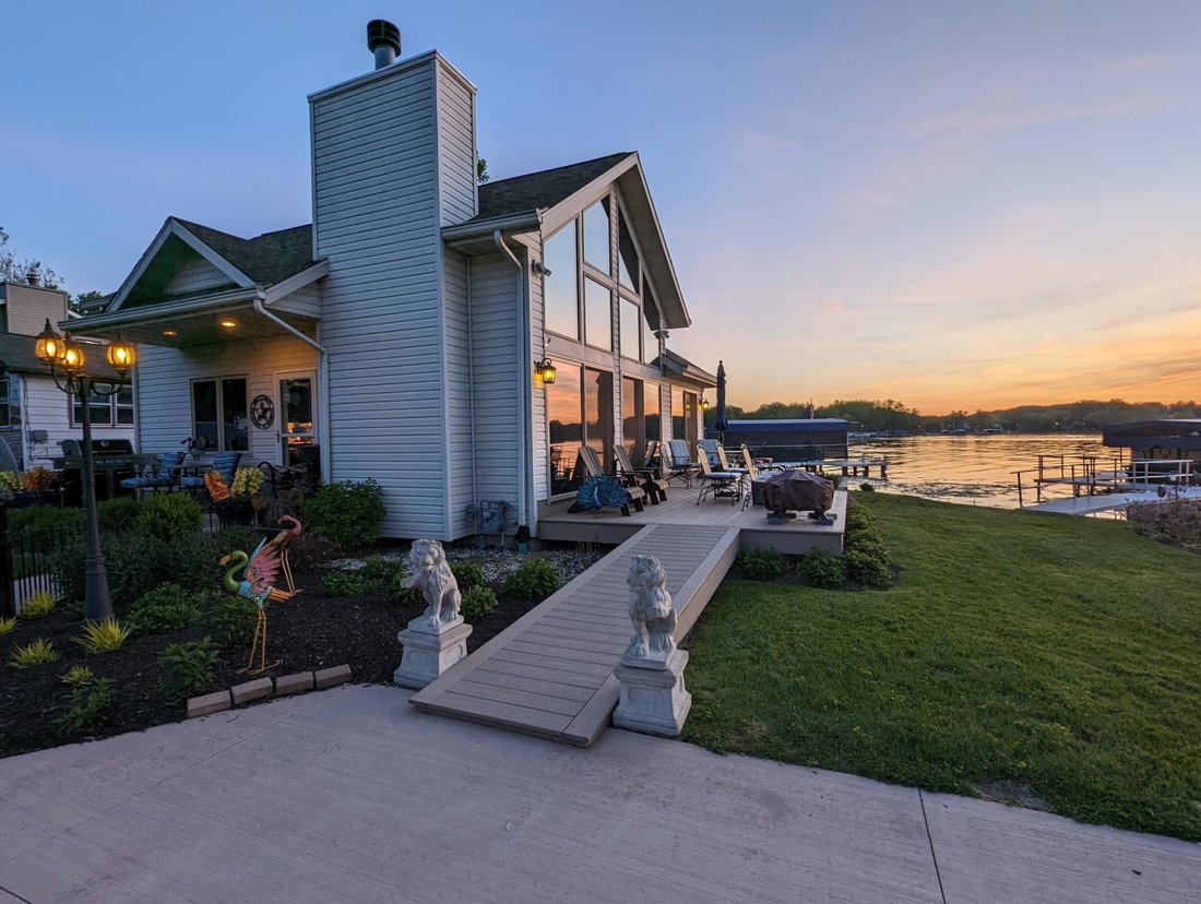 House in Delavan, Wisconsin, United States 1 - 12998446