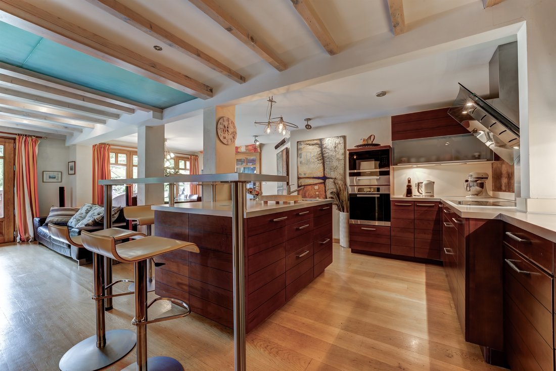 Chalet Gaspard In Les Houches, Auvergne Rhône Alpes, France For Sale