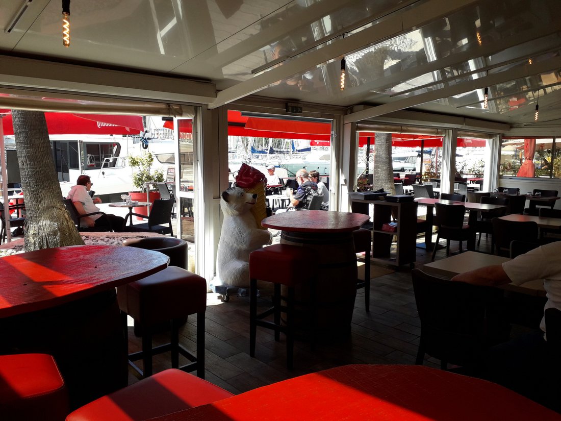 Bar Brasserie Avec Licence Iv In Fréjus, Provence Alpes Côte D'azur