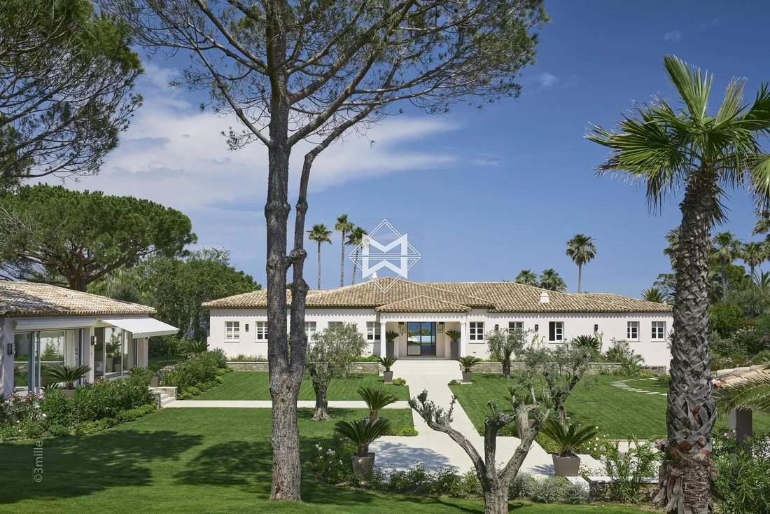 Villa in Ramatuelle, Provence-Alpes-Côte d'Azur, France 5 - 12744168