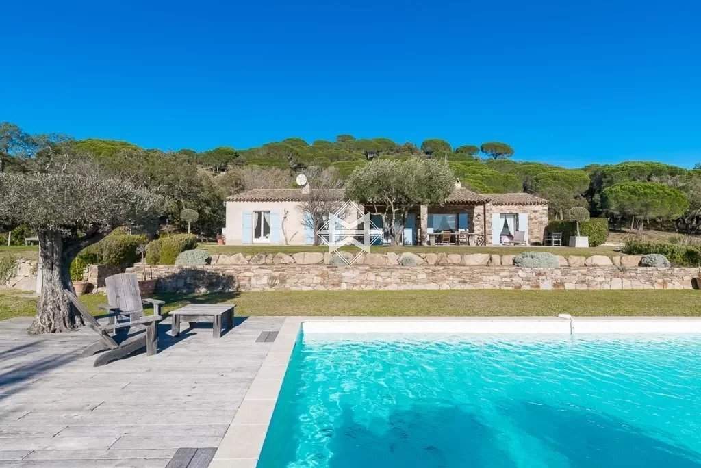 House in Ramatuelle, Provence-Alpes-Côte d'Azur, France 3 - 10929412