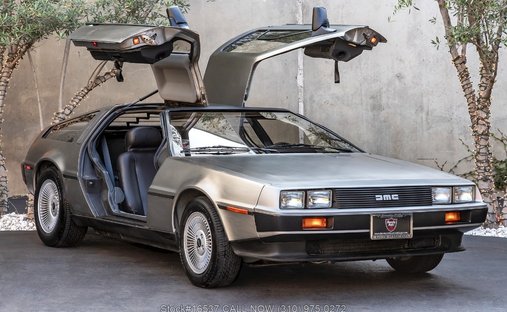 DeLorean DMC-12 in Los angeles, ca 1
