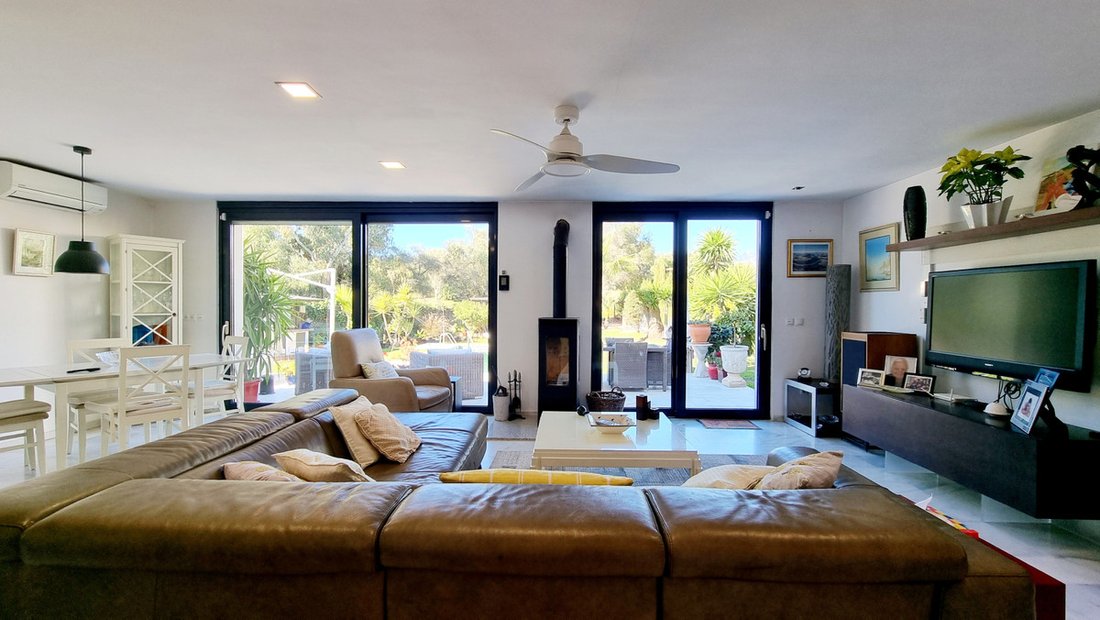 El Rosario Houses / Villa In Málaga, Andalusia, Spain For Sale (12995250)