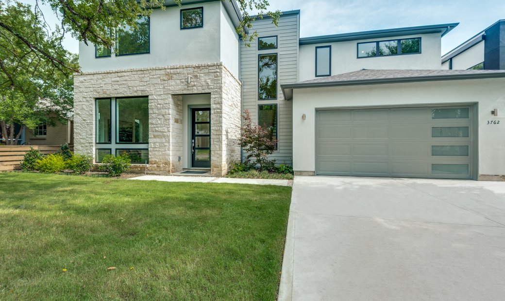 Remarkable Floor Plan In Midway Hollow! In Dallas, Texas, United States