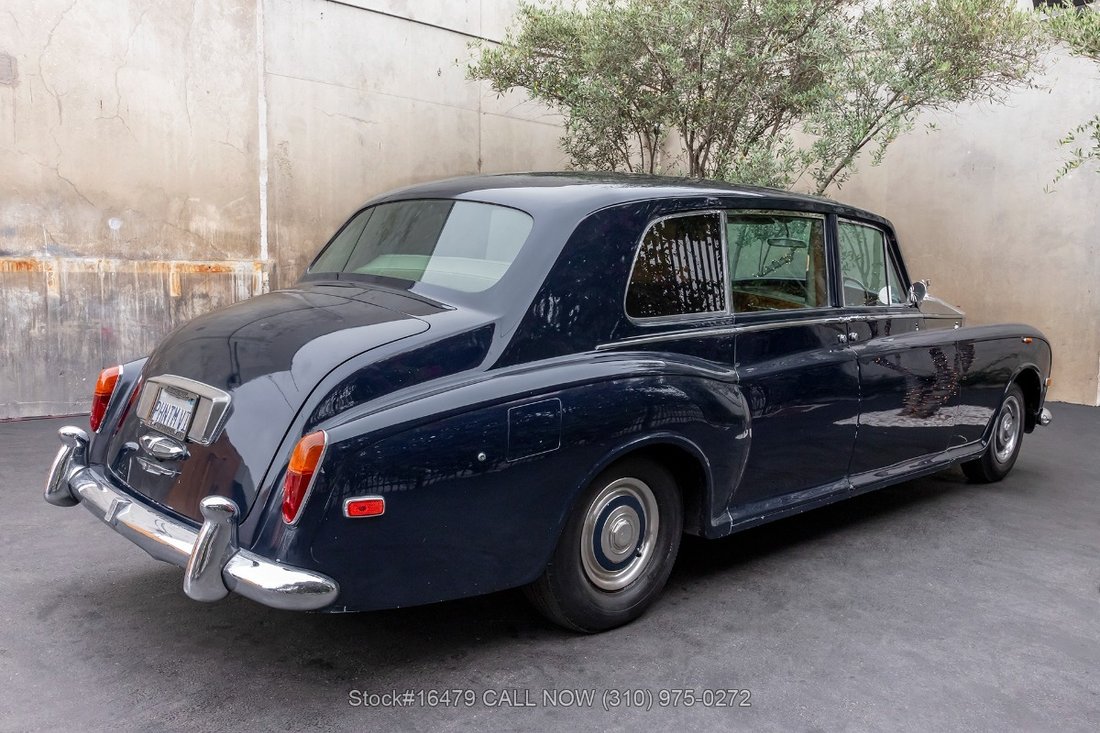 Rolls-Royce Phantom VI Limousine in Los Angeles, CA 5 - 12998935