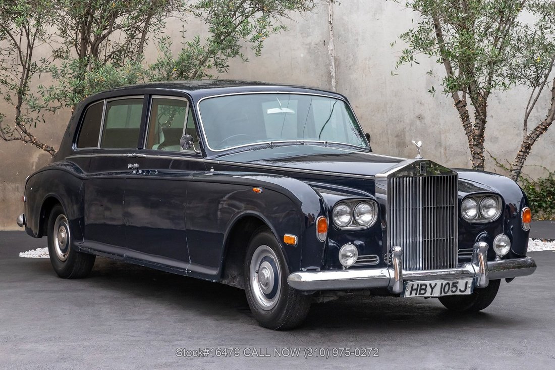 Rolls-Royce Phantom VI Limousine in Los Angeles, CA 1 - 12998935