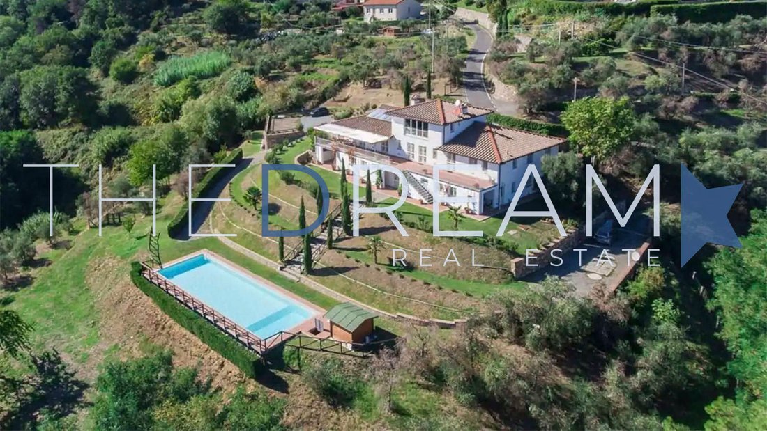 Villa in Area Monte San Quirico - Sant'Alessio, Lucca, Tuscany 3 - 12999225
