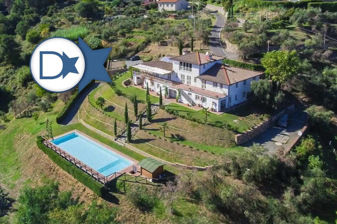 Villa in Area Monte San Quirico - Sant'Alessio, Lucca, Tuscany 1 - 12999225