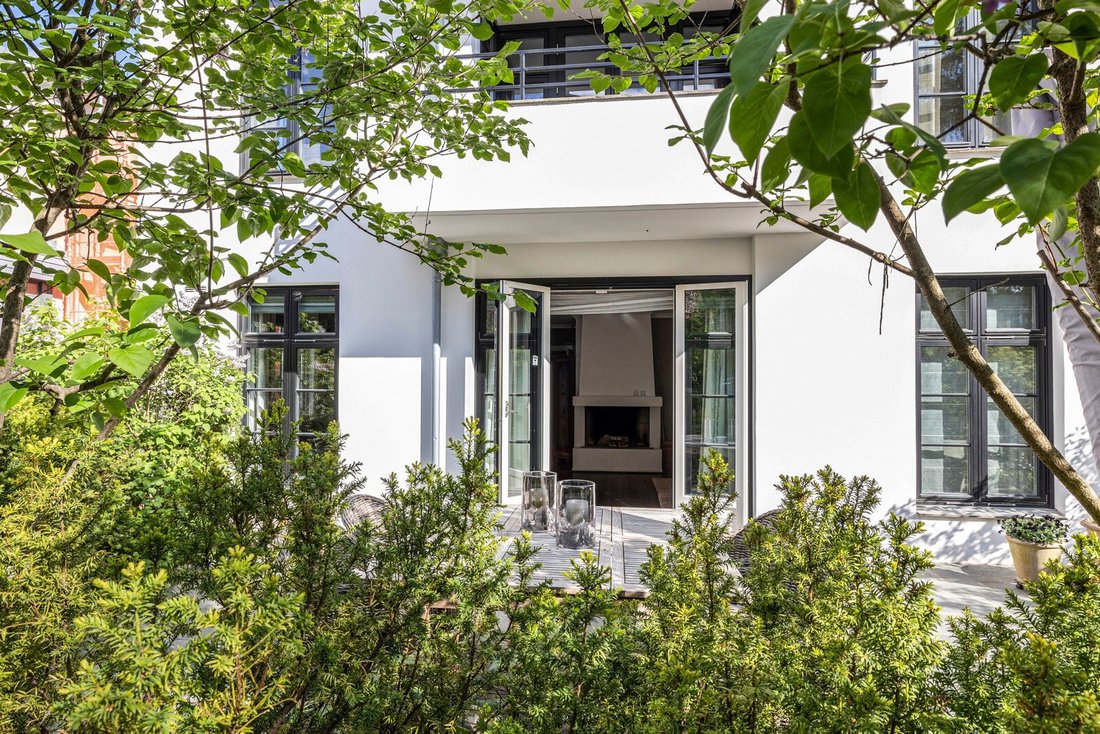 Unique Part Of A "Townhouse" With Private, Sunny In Oslo