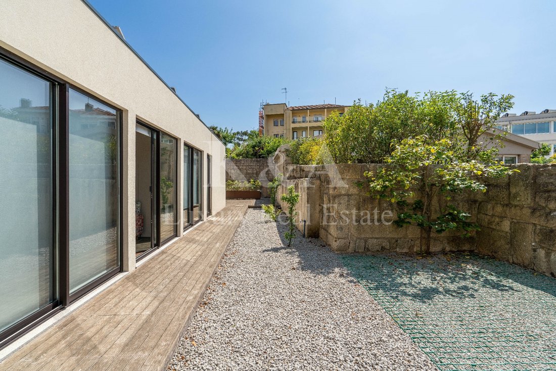 House in Lordelo do Ouro e Massarelos, Porto District, Portugal 4 - 12958135