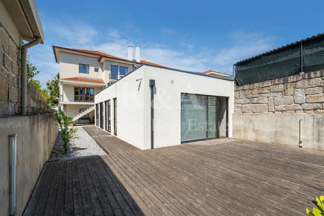 House in Lordelo do Ouro e Massarelos, Porto District, Portugal 1 - 12958135