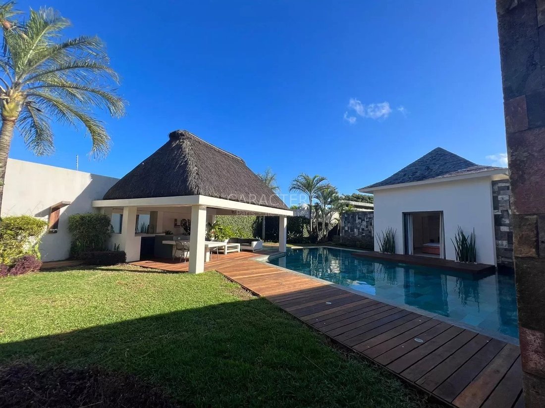 4 Bedroom Villa In In Cap Malheureux, Rivière Du Rempart District
