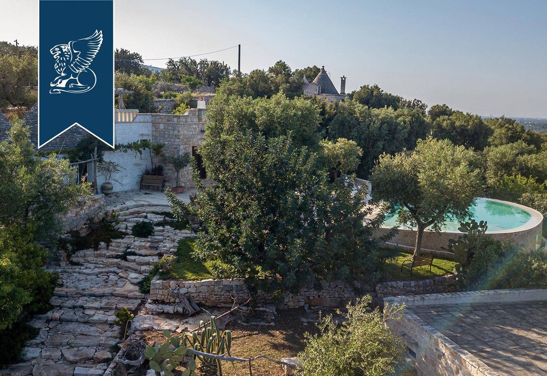 Luxury Villa For Sale In Monopoli In Monopoli, Apulia, Italy For Sale