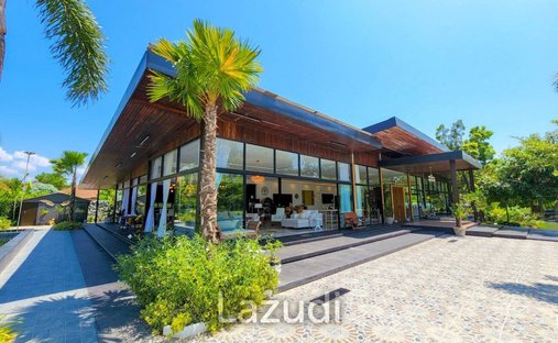 Villa in Pattaya City, Chon Buri, Thailand 1