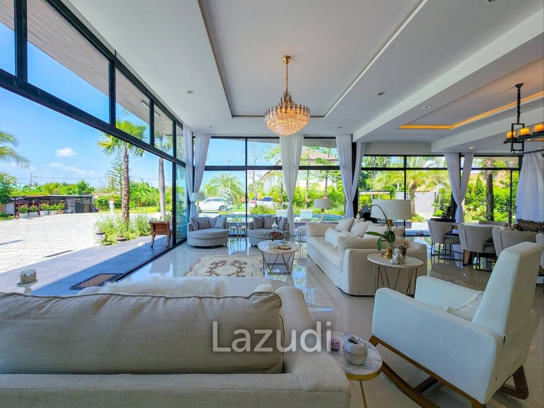 Villa in Pattaya City, Chon Buri, Thailand 2 - 13001035