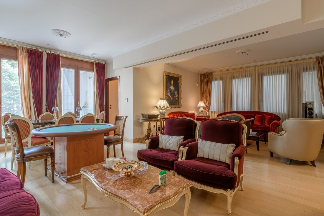 Apartment in Sunoikia Kolonakiou, 1st District of Athens, Athens 2 - 13001901