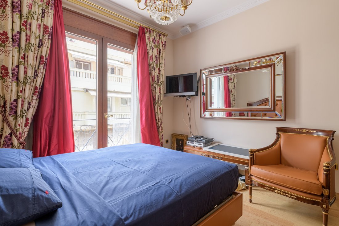 Apartment in Sunoikia Kolonakiou, 1st District of Athens, Athens 4 - 13001901