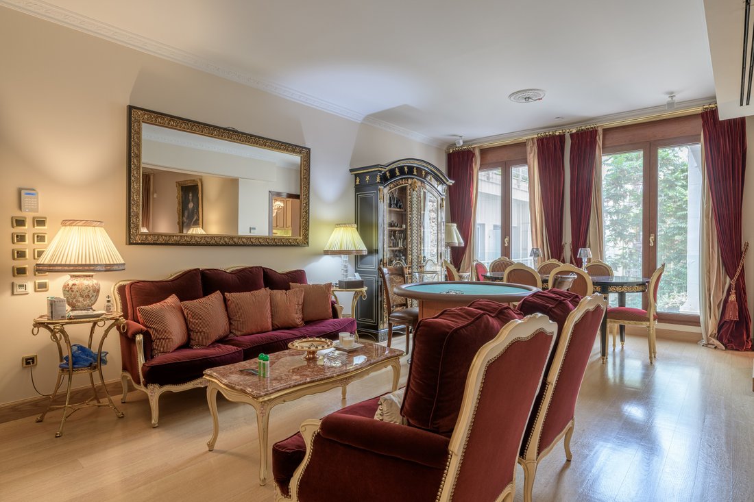 Apartment in Sunoikia Kolonakiou, 1st District of Athens, Athens 1 - 13001901