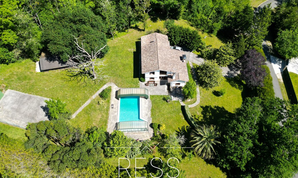 Exclusive Villa With Swimming Pool In Hondarribia, Basque Country