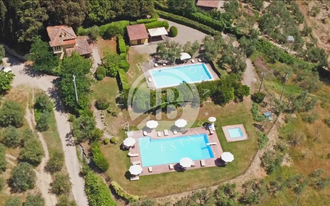 Villa in Center, Montespertoli, Tuscany 2 - 13003626