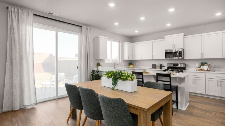 Jade In Mount Angel, Oregon, United States For Sale (13003842)