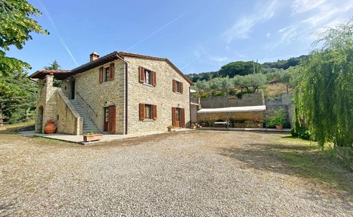 Country House in Center, Cortona, Tuscany 1