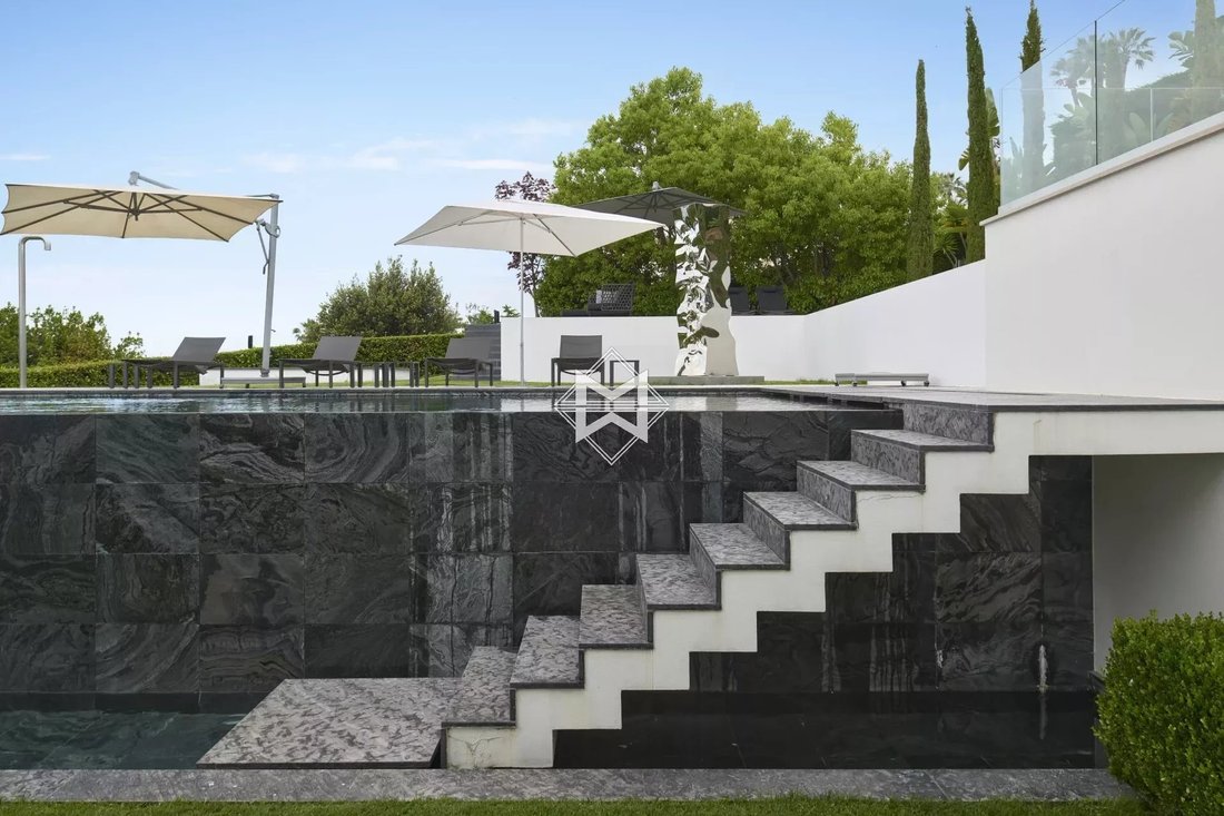 Villa in Cannes, Provence-Alpes-Côte d'Azur, France 3 - 13003578
