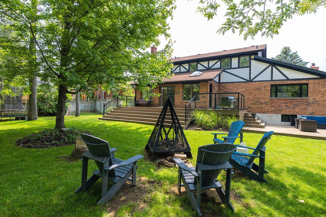 Private Desirable Family Home In Collingwood, Ontario, Canada For Sale