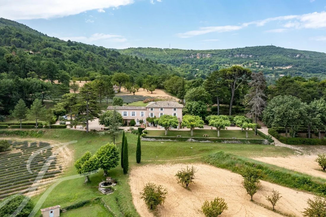 Exclusivity Exceptional Property In Saignon, Provence Alpes Côte D'azur