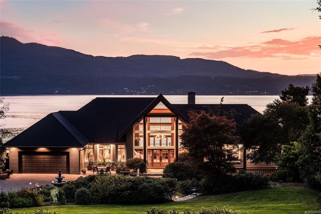 8338 West Saanich Rd, Central Saanich, In Saanichton, British Columbia