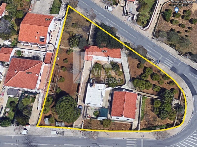 Farm W / House T2 + House T1 In Ferreiras In Albufeira, Algarve