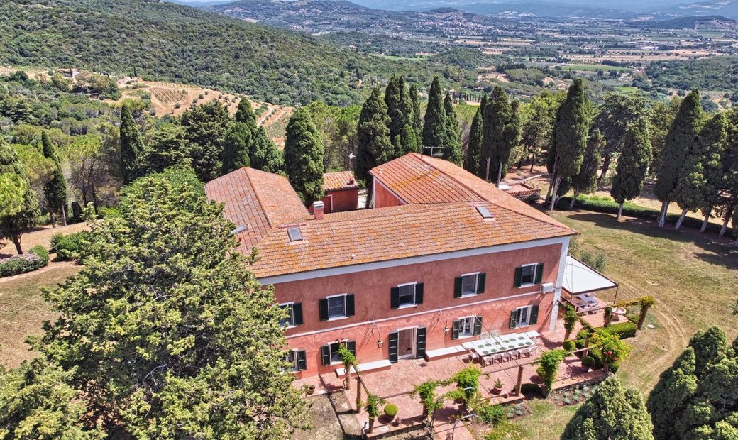 Elegant Estate With Sea View In In Campiglia Marittima, Tuscany, Italy