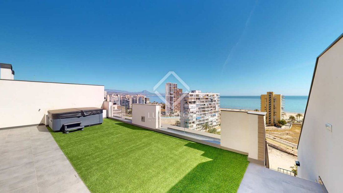 Alicante Penthouse In Alicante, Valencian Community, Spain For Sale