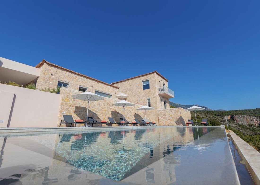 Villa in Lefktro, Peloponnese, Western Greece and the Ionian, Greece 1 - 13006745