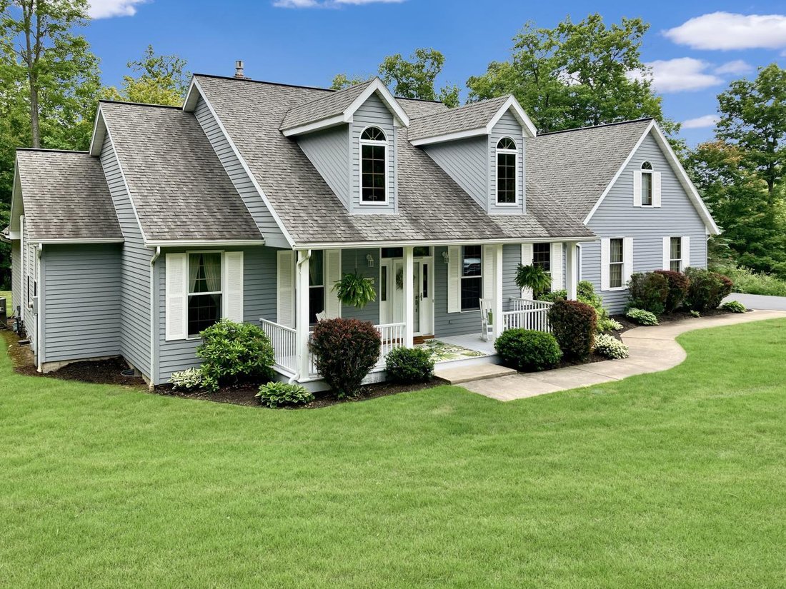 House in Corning, New York, United States 1 - 13007319