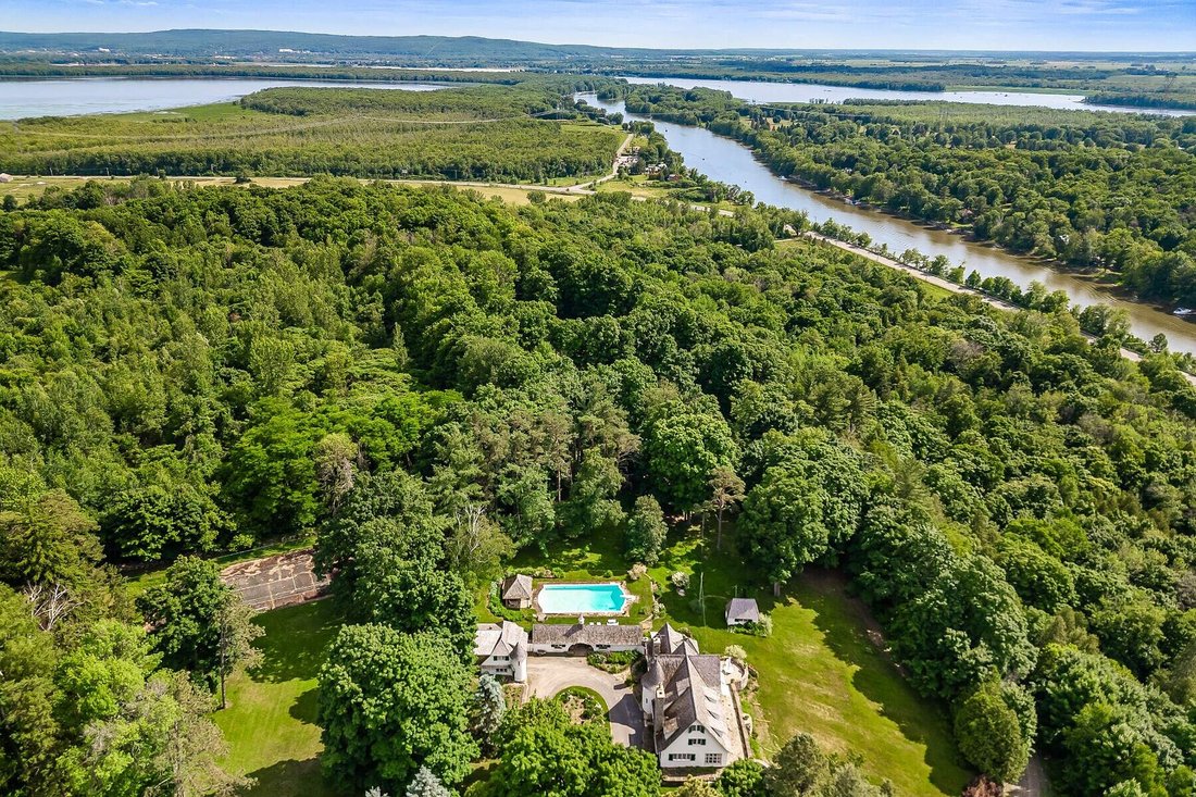 Hillhead Farm Estate In Saint André D'argenteuil, Quebec, Canada For