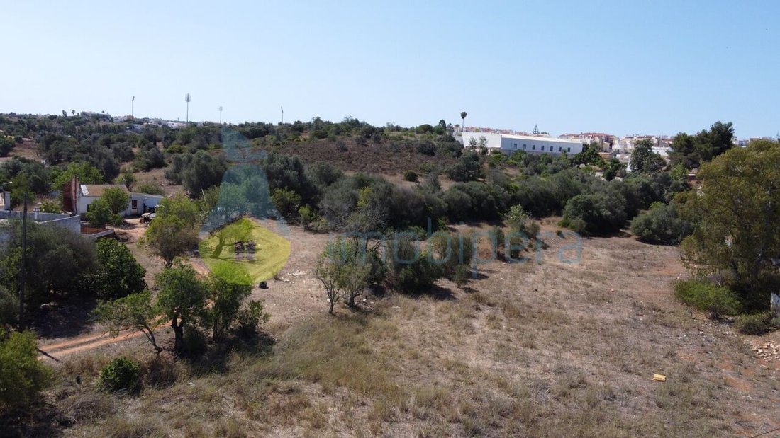 Land in Estombar e Parchal, Algarve, Portugal 1 - 13007995