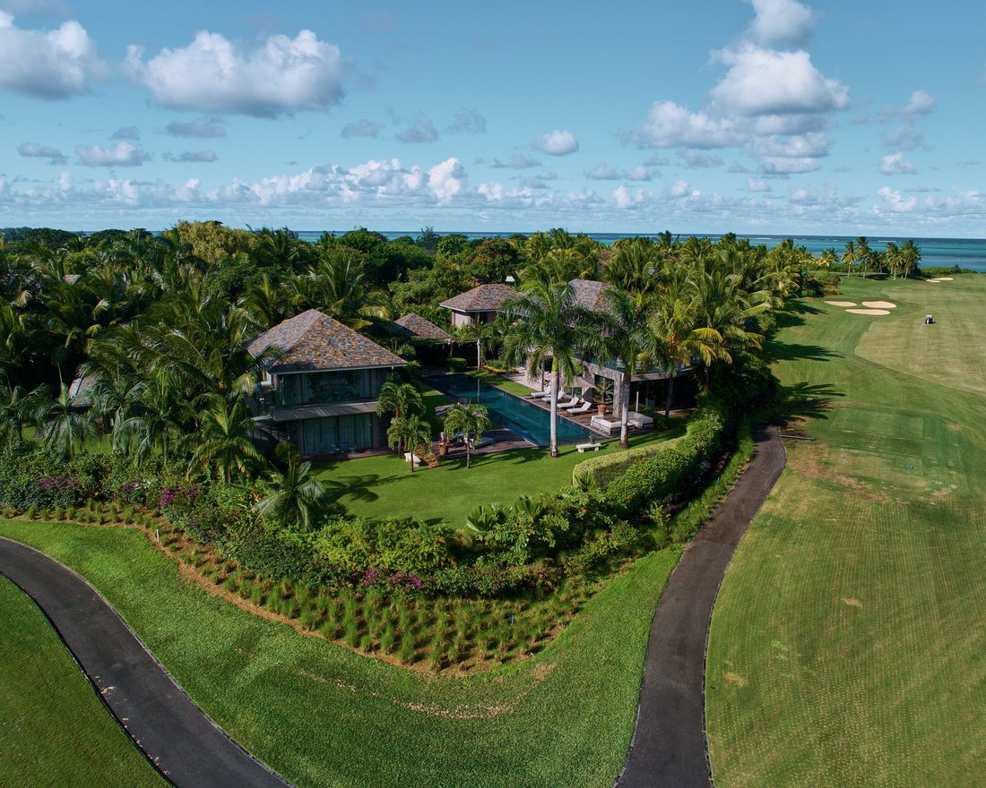 Villa Extraordinaire In Beau Champ, Flacq District, Mauritius For Sale