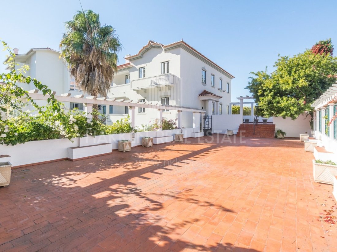 Unparalleled Estate In Estoril, Portugal: 717m² In Estoril, Lisbon